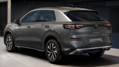 VW T-Roc 1.5 eTSI Trend (pohľad zozadu)