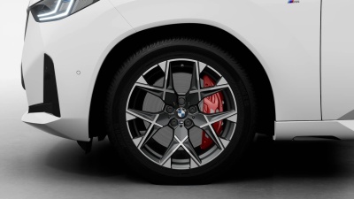 BMW X3 40d xDrive (pohľad spredu)