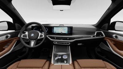 BMW X7 40d xDrive (pohľad do interiéru)