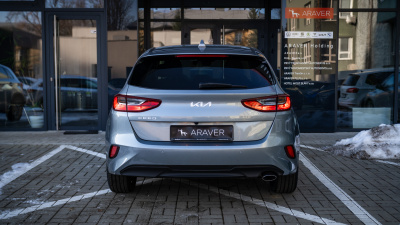 Kia Ceed 1.5 T-GDi Silver (pohľad do interiéru)