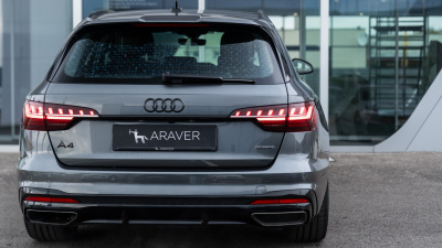 AUDI A4 Avant 2.0 TDI Quattro (pohľad do interiéru)