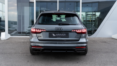 AUDI A4 Avant 2.0 TDI Quattro (pohľad spredu)
