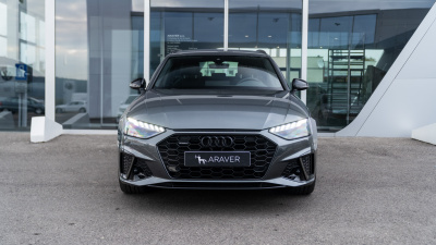 AUDI A4 Avant 2.0 TDI Quattro (pohľad zozadu)