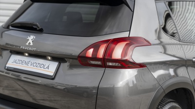 Peugeot 2008 1,2 PureTech  Automat