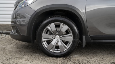 Peugeot 2008 1,2 PureTech  Automat (pohľad do interiéru)