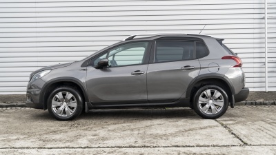 Peugeot 2008 1,2 PureTech  Automat (pohľad zozadu)