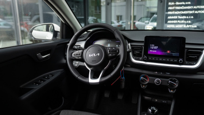 Kia Stonic 1.2 DPi Silver