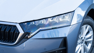 Škoda Octavia 1.5 TSI Drive 130 (pohľad spredu)