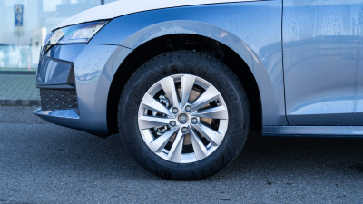 Škoda Octavia 1.5 TSI Drive 130 (pohľad do interiéru)