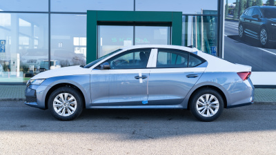 Škoda Octavia 1.5 TSI Drive 130 (pohľad do interiéru)