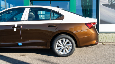 Škoda Octavia 1.5 TSI Selection (pohľad do interiéru)