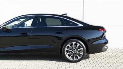 AUDI A6 Limuzína 2.0 TDI Quattro (pohľad do interiéru)
