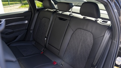 AUDI A6 Limuzína 2.0 TDI Quattro