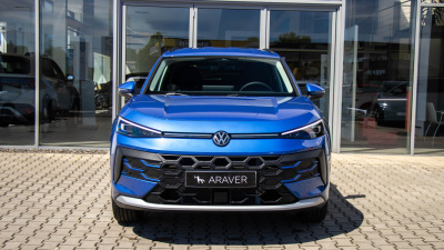 VW T-Roc 1.5 eTSI Life (pohľad do interiéru)