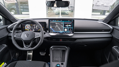 VW T-Roc 1.5 eTSI R-Line