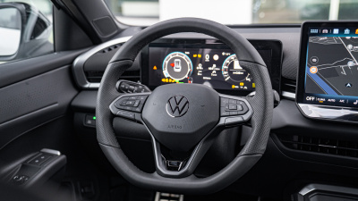 VW T-Roc 1.5 eTSI R-Line