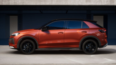 VW T-Roc 1.5 eTSI Style (pohľad zboku)