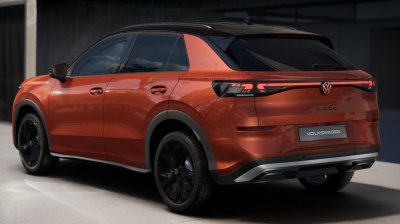 VW T-Roc 1.5 eTSI Style (pohľad zozadu)