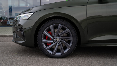 Škoda Octavia Combi 2.0 TSI RS  (pohľad do interiéru)