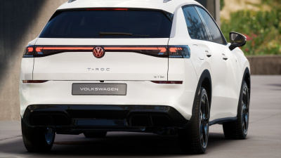 VW T-Roc 1.5 eTSI R-Line (pohľad do interiéru)