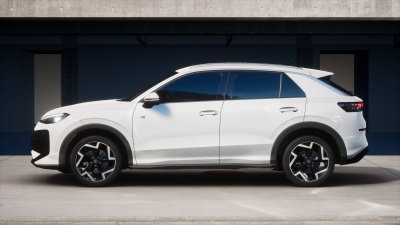 VW T-Roc 1.5 eTSI R-Line (pohľad zboku)