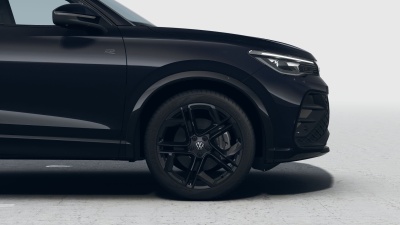 VW Tiguan 2.0 TSI R-Line Limited 4x4 (pohľad spredu)