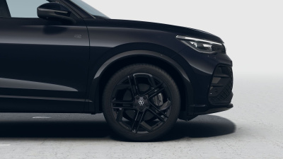 VW Tiguan 2.0 TSI R-Line Limited 4x4 (pohľad spredu)