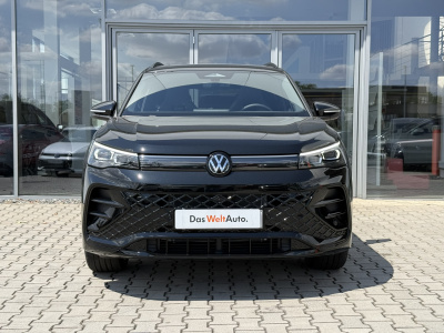 VW Tiguan 2.0 TSI R-Line Limited 4x4 (pohľad zozadu)