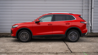 VW Tiguan 2.0 TDI Elegance 4x4 (pohľad zboku)