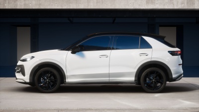 VW T-Roc 1.5 eTSI Style (pohľad zboku)