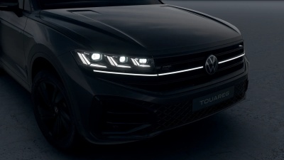 VW Touareg 3.0 TDI R-Line Limited (pohľad spredu)