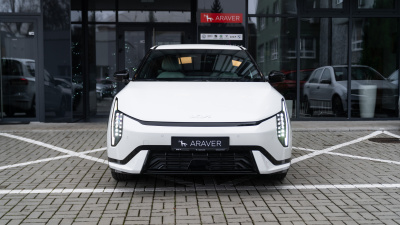 Kia EV4 FB Sport (pohľad zozadu)