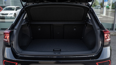 VW T-Roc 1.5 TSI Limited (pohľad do interiéru)