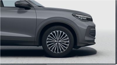 VW Tiguan 1.5 eTSI Limited (pohľad do interiéru)