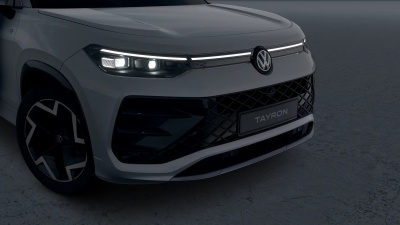 VW Tayron 1.5 TSI eHybrid R-Line (pohľad spredu)