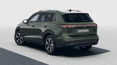 VW Tiguan 1.5 TSI eHybrid Limited (pohľad zozadu)