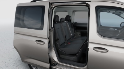 VW Caddy Life 1.5 TSI (pohľad do interiéru)