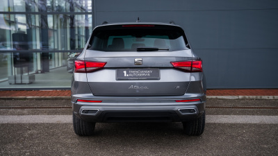 SEAT Ateca 1.5 TSI FR Black (pohľad zozadu)