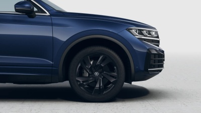 VW Touareg 3.0 TDI Elegance Limited (pohľad do interiéru)