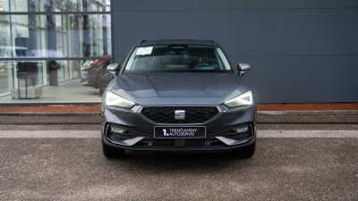 SEAT Leon SP 1.5 TSI FR Max + (pohľad spredu)