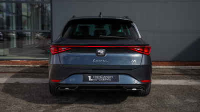 SEAT Leon SP 1.5 TSI FR Max + (pohľad zozadu)