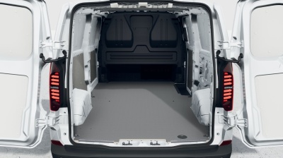 VW Transporter Basis LR 2.0 TDI (pohľad do interiéru)