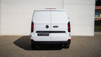 VW Transporter Basis LR 2.0 TDI (pohľad spredu)