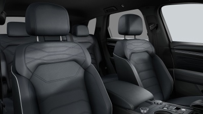 VW Touareg 3.0 TDI Premium Limited (pohľad do interiéru)