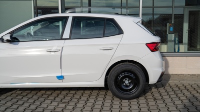 Škoda Fabia 1.0 MPI Essence (pohľad do interiéru)