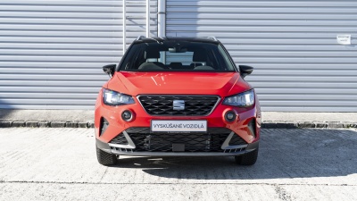 Seat Arona 1.0 TSI  FR (pohľad do interiéru)
