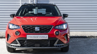 Seat Arona 1.0 TSI  FR (pohľad do interiéru)