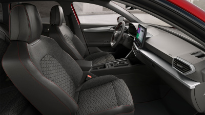 SEAT Leon SP 1.5 eTSI FR Max + (pohľad spredu)