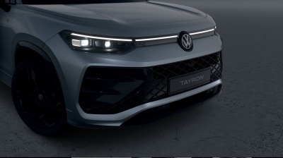VW Tayron 1.5 eHybrid R-line Limited (pohľad spredu)
