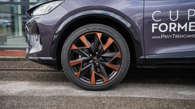 CUPRA Formentor 1.5 eTSI  (pohľad do interiéru)